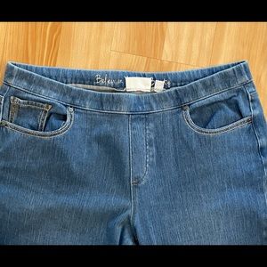 Women's stretch jeans